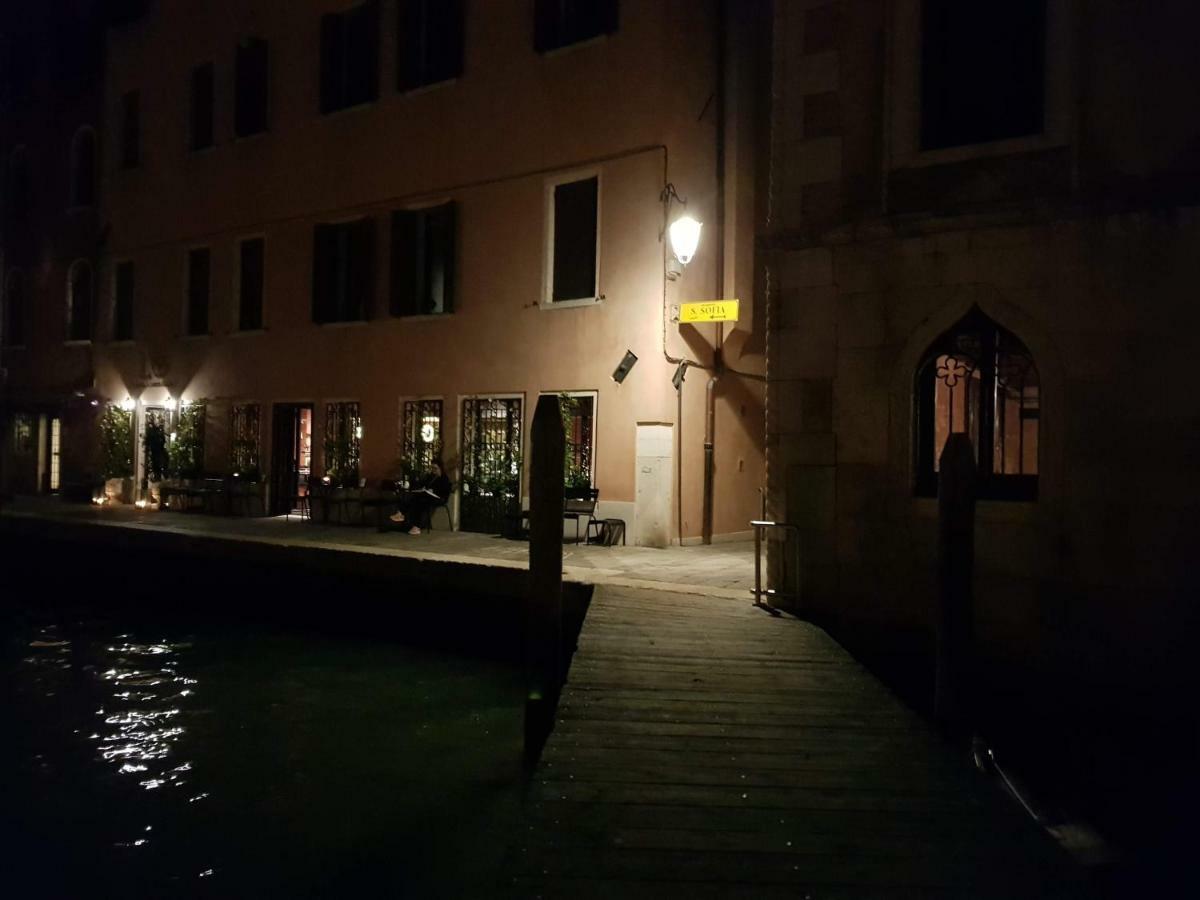 Palazzo Morosini Brandolin Dimora Romantica Venedik Dış mekan fotoğraf