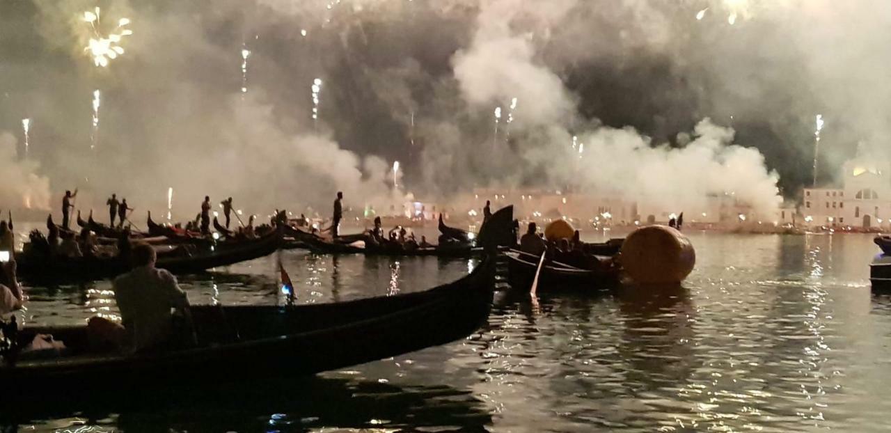 Palazzo Morosini Brandolin Dimora Romantica Venedik Dış mekan fotoğraf